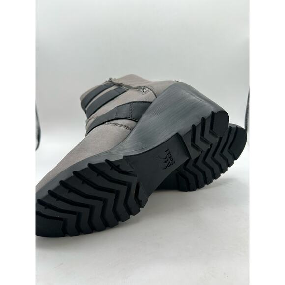 Sorel After Hours Gray Leather Wedge Moto Bootie
Woman’s SZ 8.5 - Picture 8 of 8